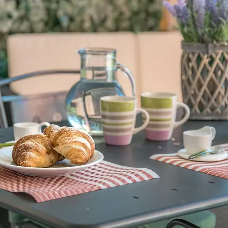 Апартаменты Casa Dei Platani Wi-fi Parking Free